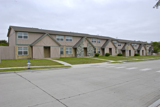 Cumberland Apartments in Garland, TX - Building Photo - Building Photo