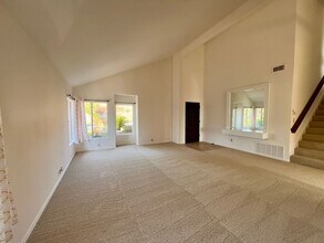 10671 Mathieson St in San Diego, CA - Building Photo - Building Photo