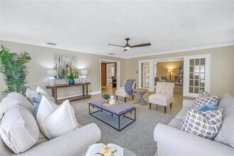 2267 Heron Cir in Clearwater, FL - Building Photo - Building Photo
