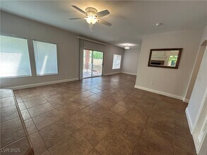 10611 Pedal Point Pl in Las Vegas, NV - Building Photo - Building Photo
