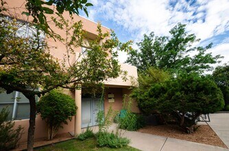 3600 Cerrillos Rd in Santa Fe, NM - Building Photo - Building Photo