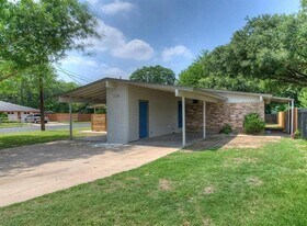 1124 Gardner Rd in Austin, TX - Building Photo