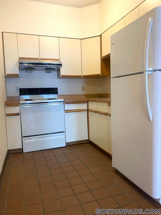 property at 81 Essex St