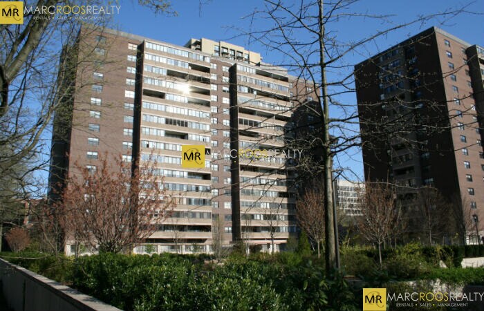 9 Hawthorne Pl, Unit 6C in Boston, MA - Foto de edificio