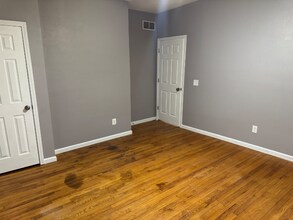 2214 McCausland Ave in St. Louis, MO - Building Photo - Building Photo