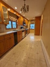 131 Summer St, Unit 2L in Malden, MA - Foto de edificio - Building Photo