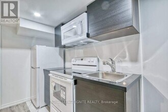 1389 Military Trail in Toronto, ON - Building Photo - Building Photo