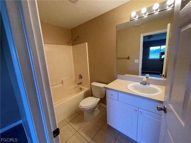 property at 2519 Park Rd