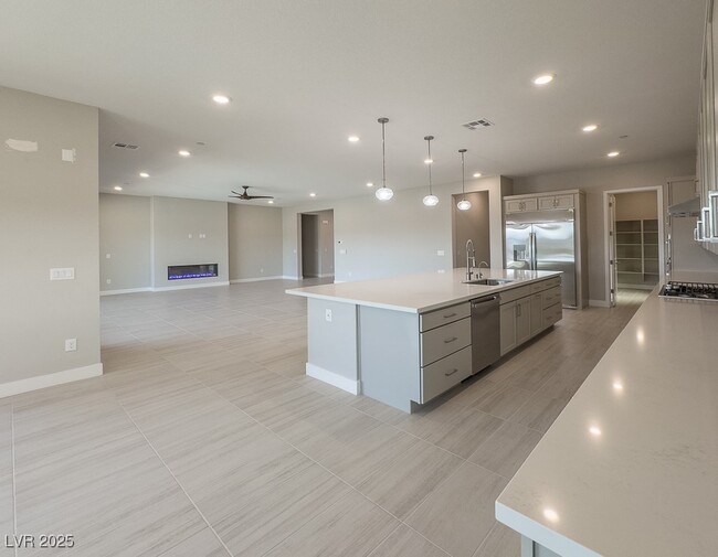 property at 369 Portus Delphini Ct