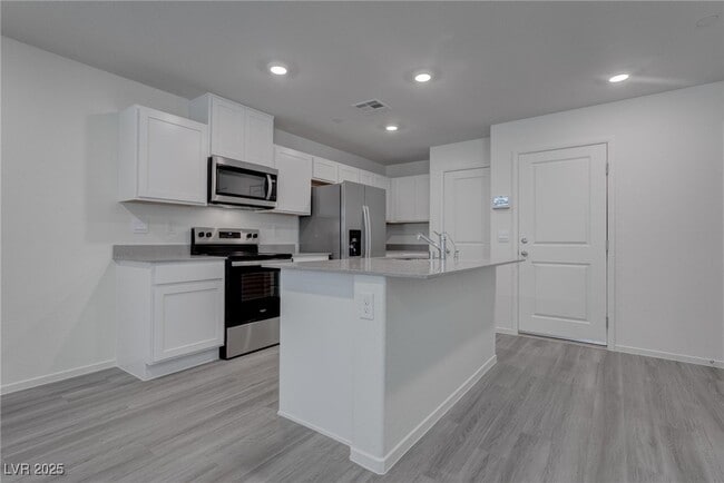 property at 7371 Craig Cv Ct