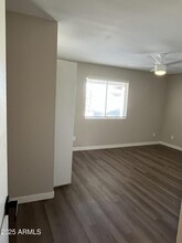 10801 N 43rd Dr in Glendale, AZ - Building Photo - Building Photo