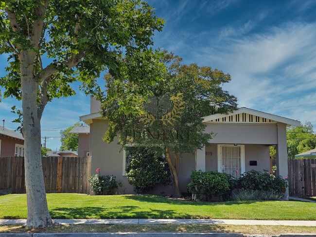 property at 915 N Harrison Ave