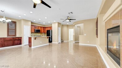 7523 Tressider Ave in Las Vegas, NV - Building Photo - Building Photo