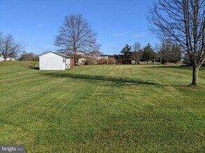 264 North End Rd in Mohrsville, PA - Building Photo - Building Photo