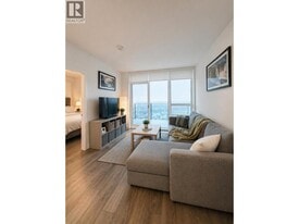 6463 Silver Ave in Burnaby, BC - Building Photo