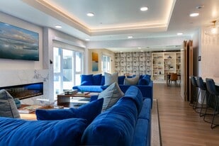 PENDANT on Topanga in Canoga Park, CA - Building Photo