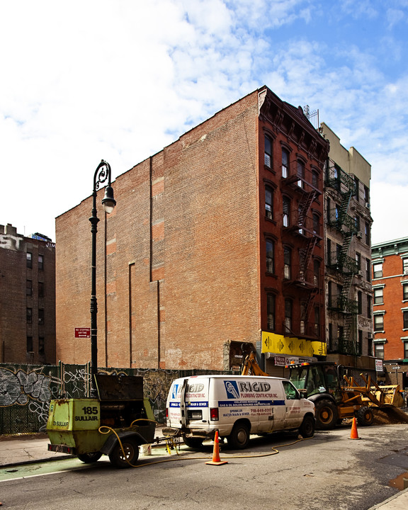 87 Rivington St in New York, NY - Building Photo