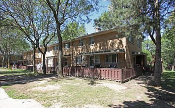 Lawrence Heights Apartments in Toronto, ON - Building Photo - Building Photo