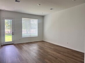 8306 Boundary Waters Dr in Porter, TX - Building Photo - Building Photo