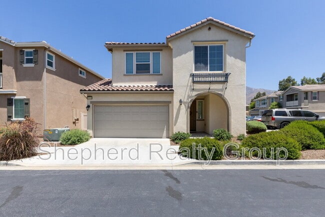 28468 Sunflower St in Highland, CA - Building Photo - Building Photo