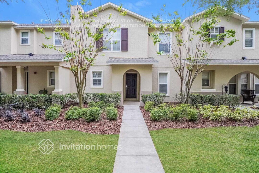 483 Winter Nellis Cir in Winter Garden, FL - Building Photo
