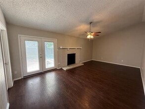 10006 Everton Pl in Dallas, TX - Building Photo - Building Photo