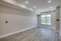 2015 N College Ave, Unit 1 photo'