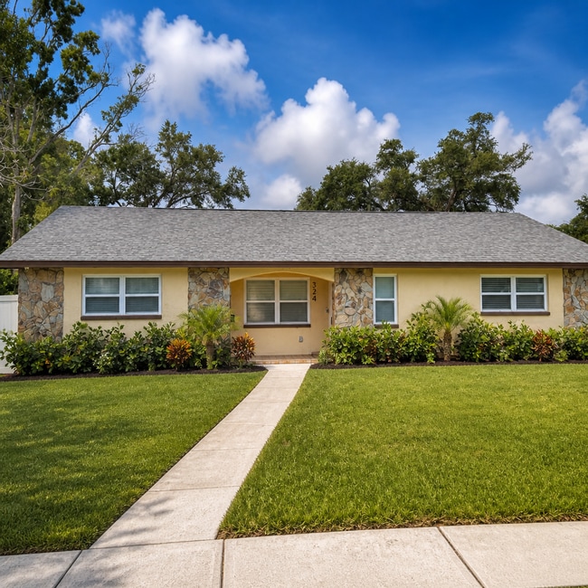 property at 324 42nd Ave N