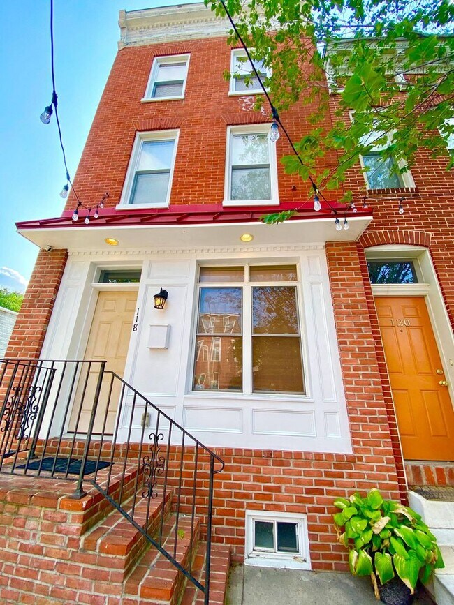 118 N Patterson Park Ave in Baltimore, MD - Building Photo - Building Photo