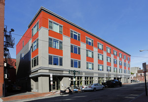 Oak Street Lofts Apartments