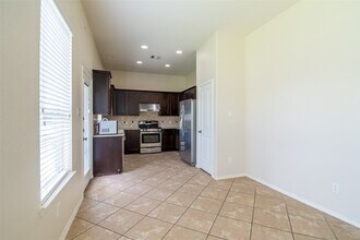 13546 Smith Lake Ln in Houston, TX - Building Photo - Building Photo