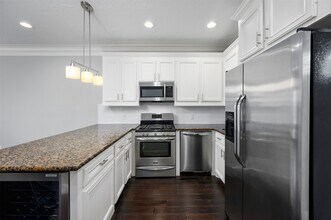 4030 Baden St in Houston, TX - Building Photo - Building Photo