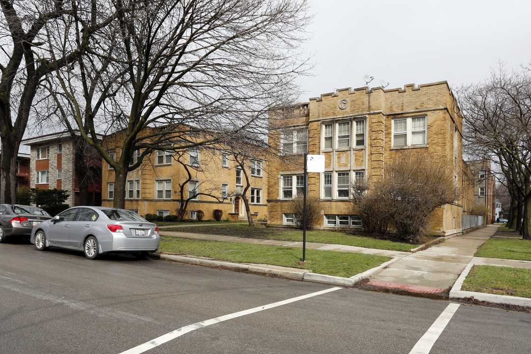 4207-4211 N Keystone Ave in Chicago, IL - Building Photo