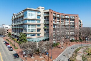 The Aventura in Addison, TX - Building Photo