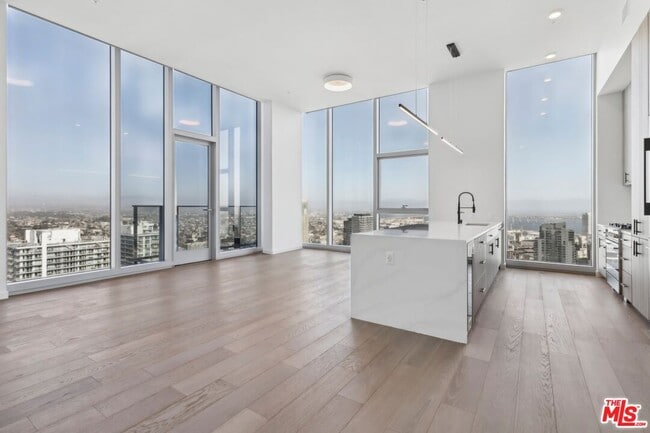 property at 800 Broadway