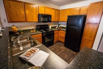 Halton Park in Charlotte, NC - Building Photo - Building Photo