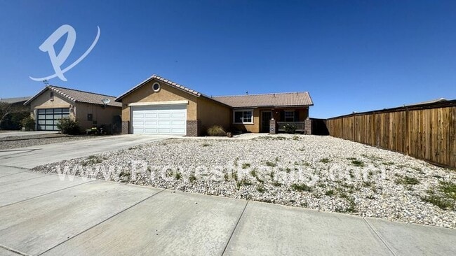 11874 Stockton St in Adelanto, CA - Building Photo - Building Photo