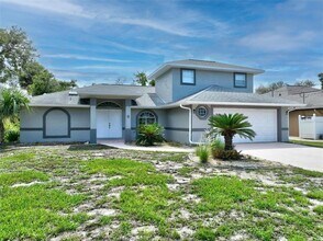 8 Sycamore Terrace in Palm Coast, FL - Building Photo - Building Photo