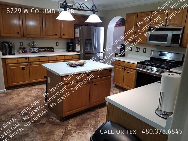 8729 W Columbine Dr in Peoria, AZ - Building Photo - Building Photo