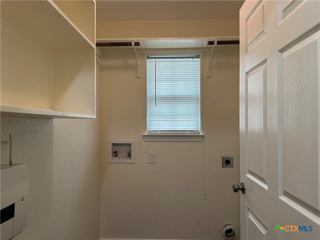 property at 1084 E Weinert St
