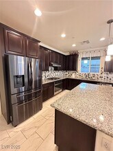 845 N Water St in Henderson, NV - Building Photo - Building Photo