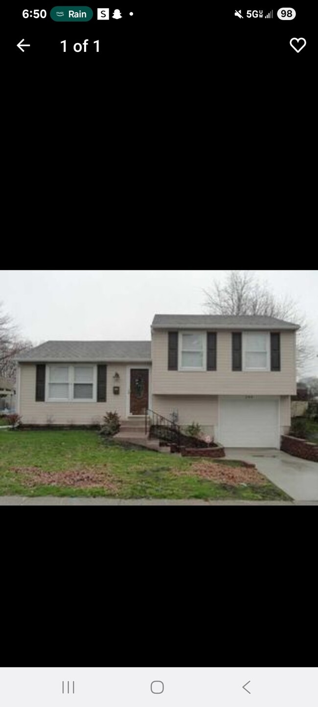 property at 194 Kingswood Trail Dr