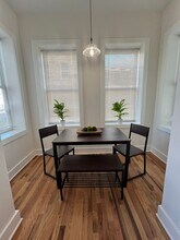 106 E Broad St in Burlington, NJ - Foto de edificio - Building Photo