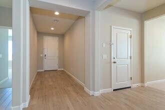 13854 E Red Oaks Dr in Vail, AZ - Building Photo - Building Photo