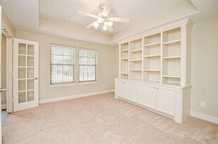 222 Knox St in Houston, TX - Building Photo