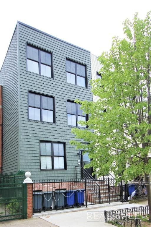 144A Sumpter St in Brooklyn, NY - Building Photo - Building Photo
