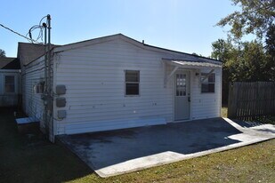 1006 Red Bird Rd in Augusta, GA - Building Photo