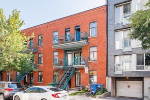 814 Irène Rue in Montréal, QC - Building Photo