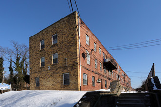 Blakemore Gardens in Philadelphia, PA - Building Photo - Building Photo