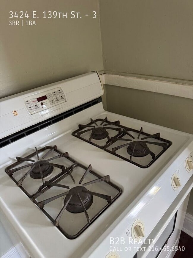 3424 E 139th St in Cleveland, OH - Foto de edificio - Building Photo